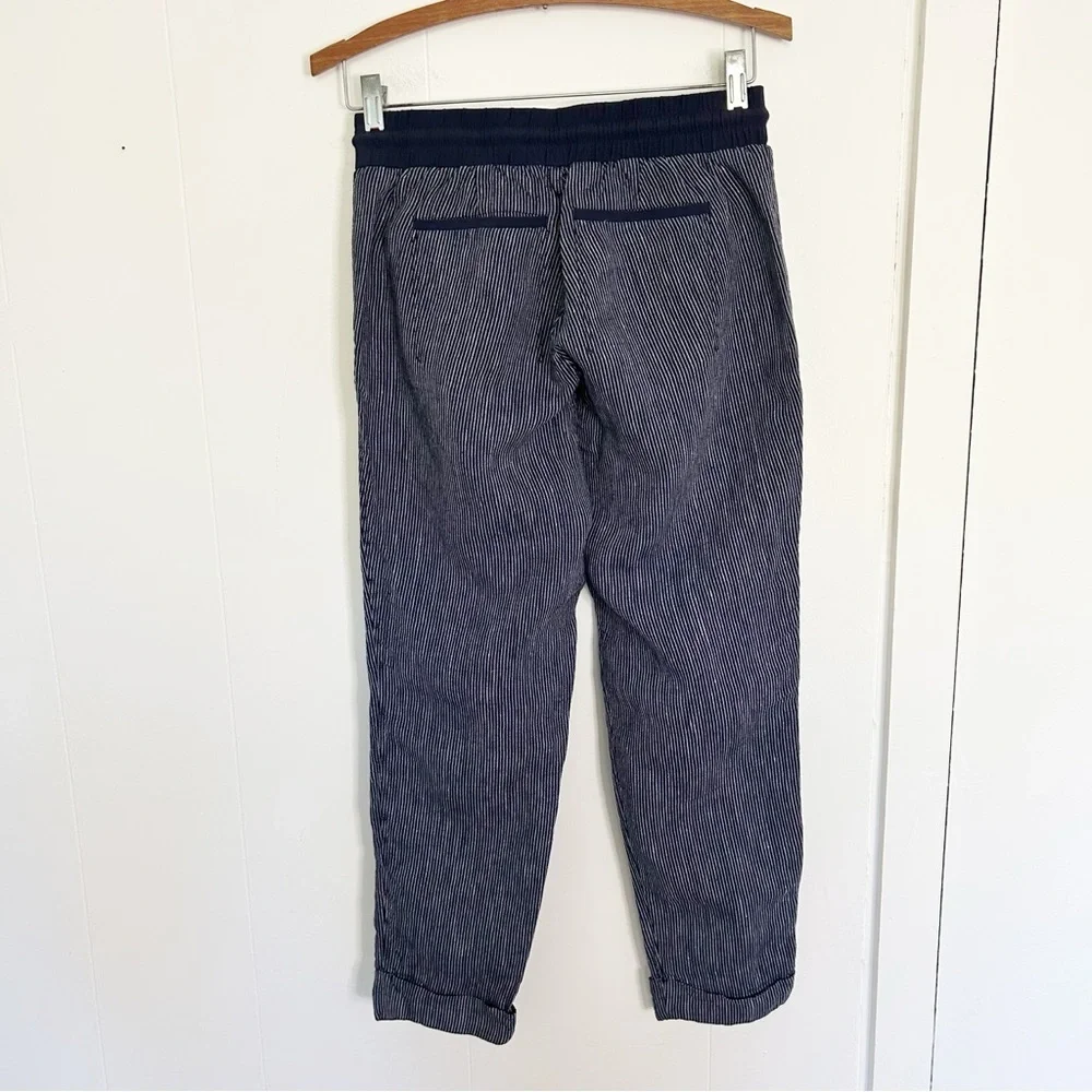 Athleta Stripe Bali‎ Linen Ankle Pants Navy Blue Stripe Size 4